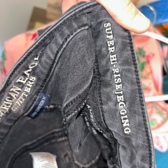 American Eagle super high-rise stretch X ripped skinny jeans jeggings - Picture 7 of 7